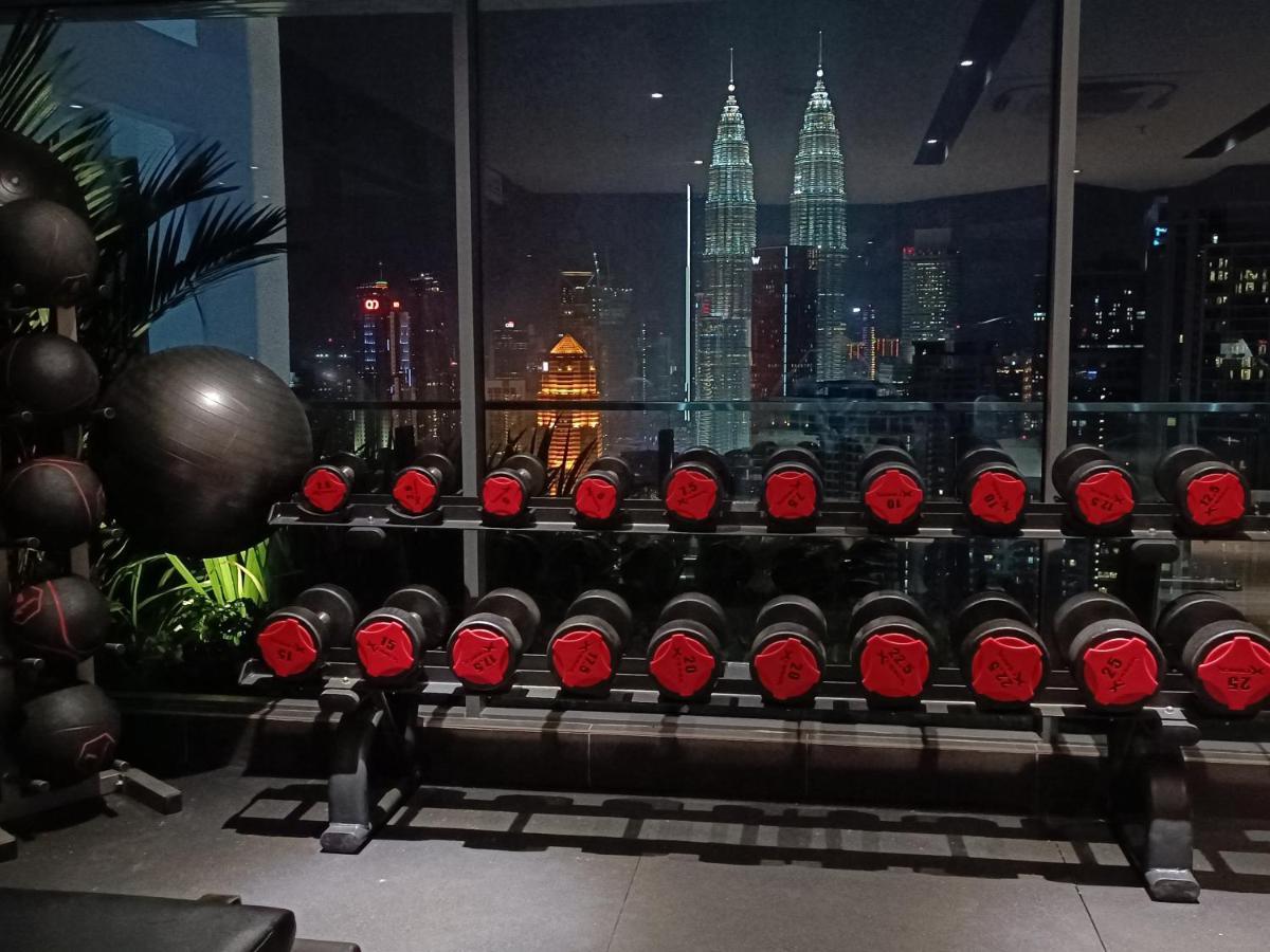 Cl 27A Insta Klcc View & Infinity Pool View Apartment Kuala Lumpur Luaran gambar