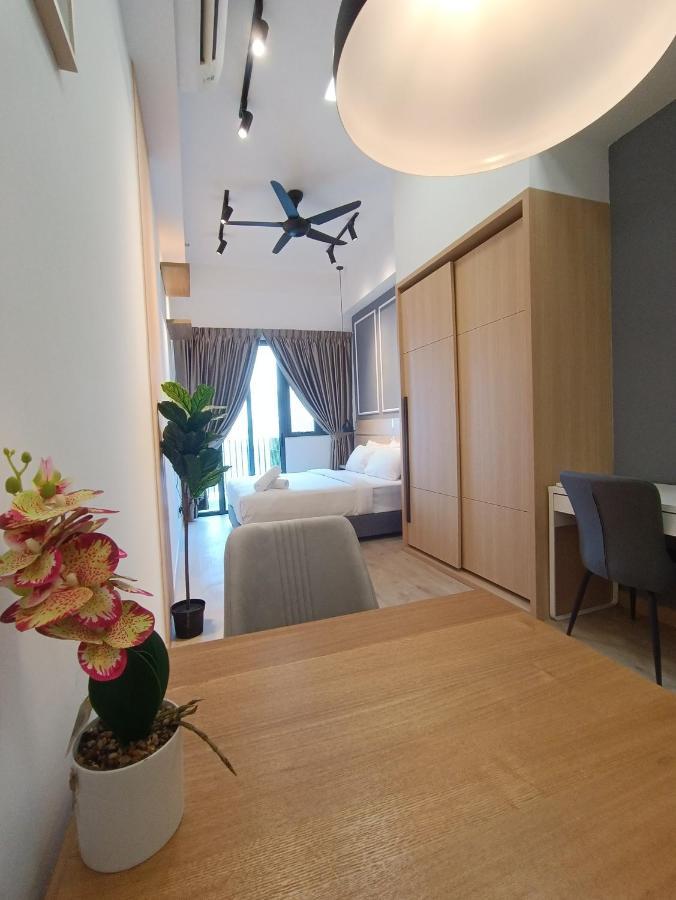 Cl 27A Insta Klcc View & Infinity Pool View Apartment Kuala Lumpur Luaran gambar